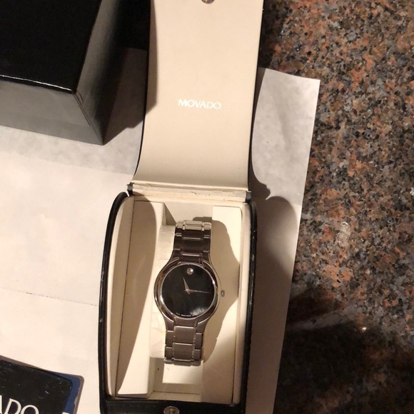 Movado silver watch - Picture 7 of 9